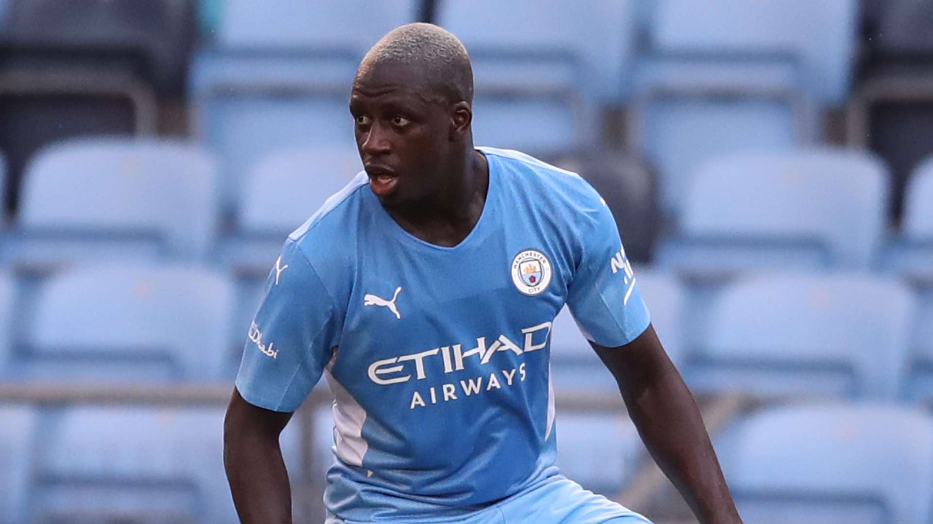 輕球員樹立 輕球員樹立